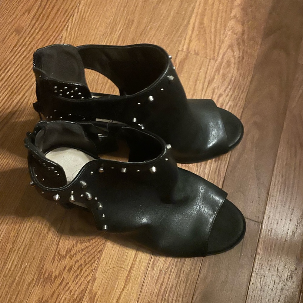Brand new fergie heels